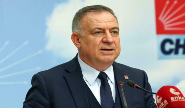 Gökan Zeybek duyurdu: Büyükçekmece ve Avcılar Belediye Başkan Yardımcıları tahliye edildi