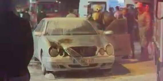 Karısını tartıştığına pişman etti! İzmir’de korku dolu anlar: Otomobilini ateşe verdi, ağır yaralandı