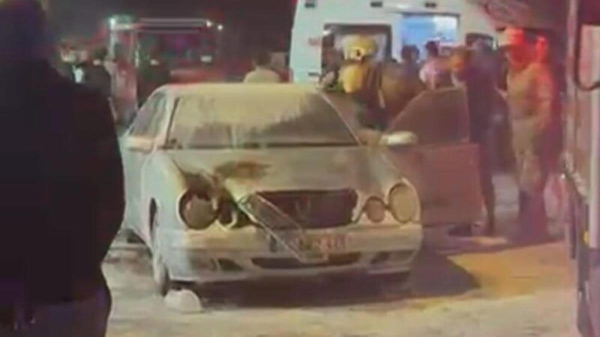 Karısını tartıştığına pişman etti! İzmir’de korku dolu anlar: Otomobilini ateşe verdi, ağır yaralandı