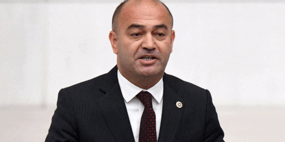 Özgür Karabat’tan 2026 bütçesine sert tepki: Bu rakamlar halkın değil, sarayın bütçesi