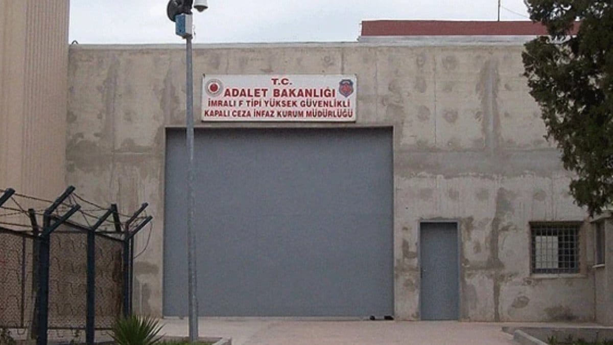 Öcalan, ailesi ile görüştü