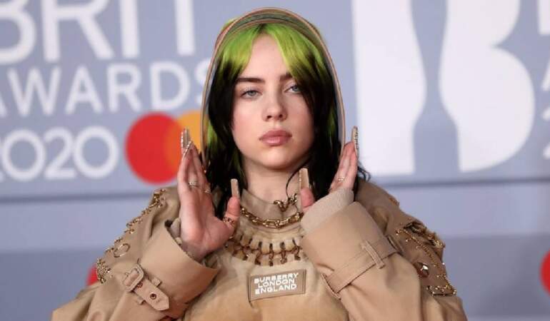 Billie Eilish milyarderlere seslendi: Neden hâlâ milyardersiniz? Paralarınızı bağışlayın