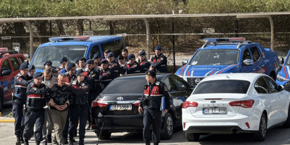 Muğla’da FETÖ’den ihraç edilen 8 kişi yurt dışına kaçarken yakalandı