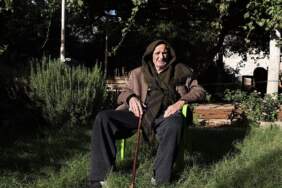 Cumhuriyet’in 102. yılını kutladı! 102 yaşındaki Ahmet dede uzun yaşamın sırlarını anlattı