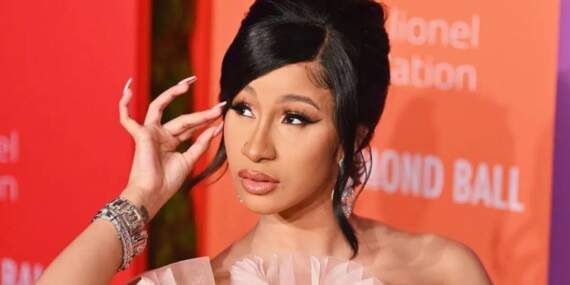 Cardi B: Saçımı 3 aydır yıkamadım