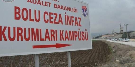 Bolu Cezaevi’nde görüşe gelen 4 yaşındaki kızını ağır yaraladı