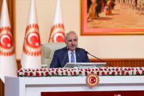 Kurtulmuş, komisyon üyeleriyle görüştü