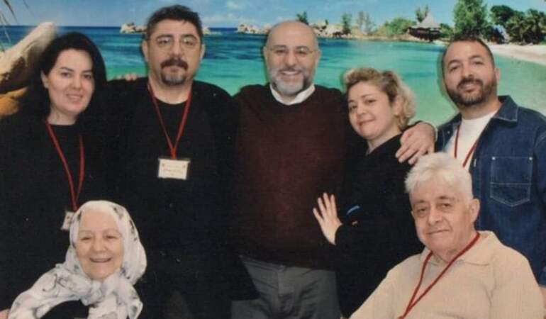 Buğra Gökçe’den Aile Bakanlığı’na cezaevinden fotoğraf: ‘Biz aile yılında böyle bir fotoğrafa sahibiz’