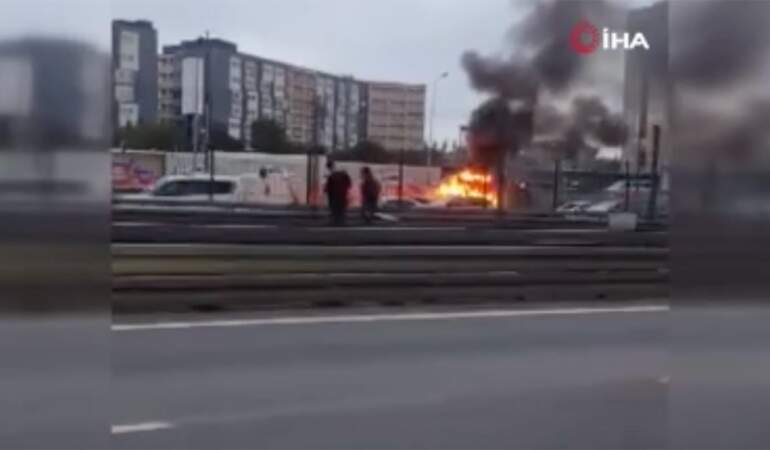 E5’te iş makinesi yandı! Trafik kilitlendi