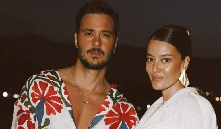 Boşanmanın ardından yan yanalar! Pelin Akil ve Anıl Altan’dan yeni kare: “Ailem” diyerek paylaştı!