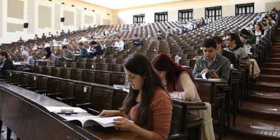 İkinci üniversite öğrenci sayısı rekor kırdı: Kadın akademisyen oranı yüzde 47’ye ulaştı