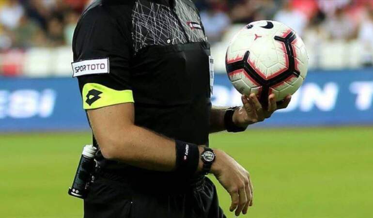 Futbol hakemlerine bahis operasyonunda 18 kişi adliyeye sevk edildi
