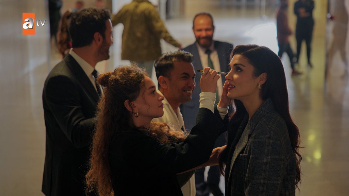 Barış Arduç ve Hande Erçel’in dizisine erken veda! Aşk Ve Gözyaşı bugün veda ediyor: Aşk ve Gözyaşı neden erken final yapıyor?