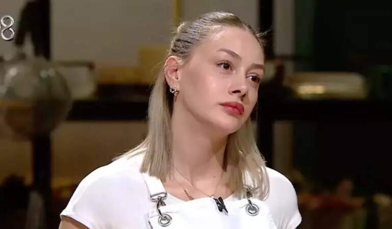 Programa çiçek yollamış, herkes merak etmişti! MasterChef Nisa’dan beklenen paylaşım: Bakın sevgilisi kimmiş?