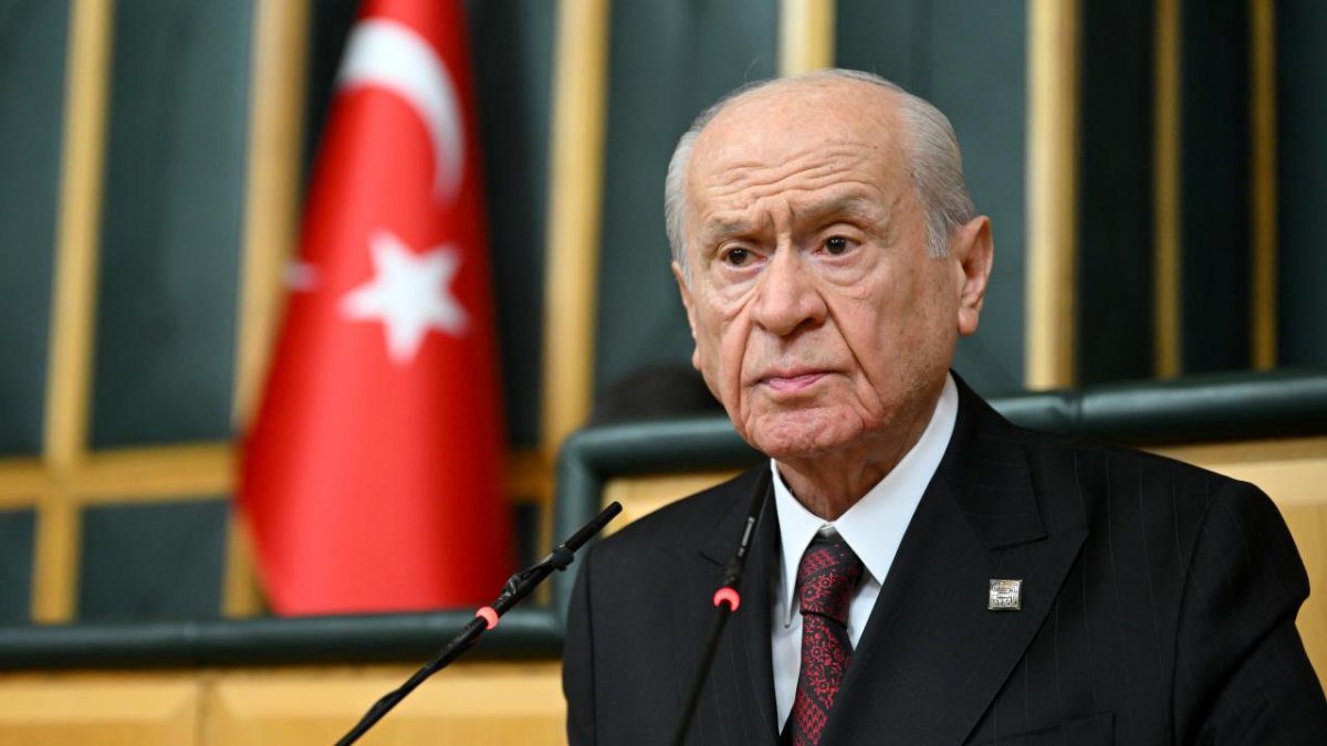 Bahçeli: 10 Kasım yas günü değil anlamak, korumak günüdür