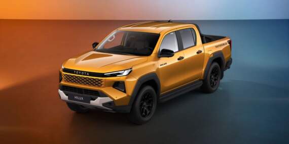 Yeni Toyota Hilux tanıtıldı: Artık elektrikli ve hibriti var!