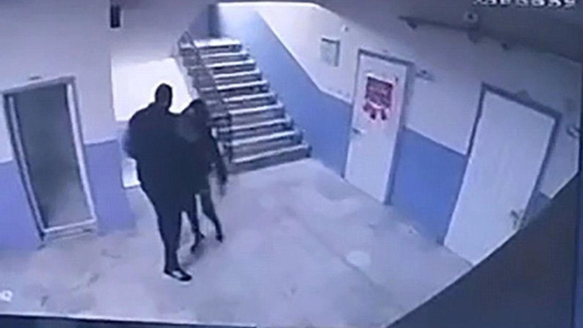 Otizmli öğrenciyi merdivenlerden iten müdür gözaltında