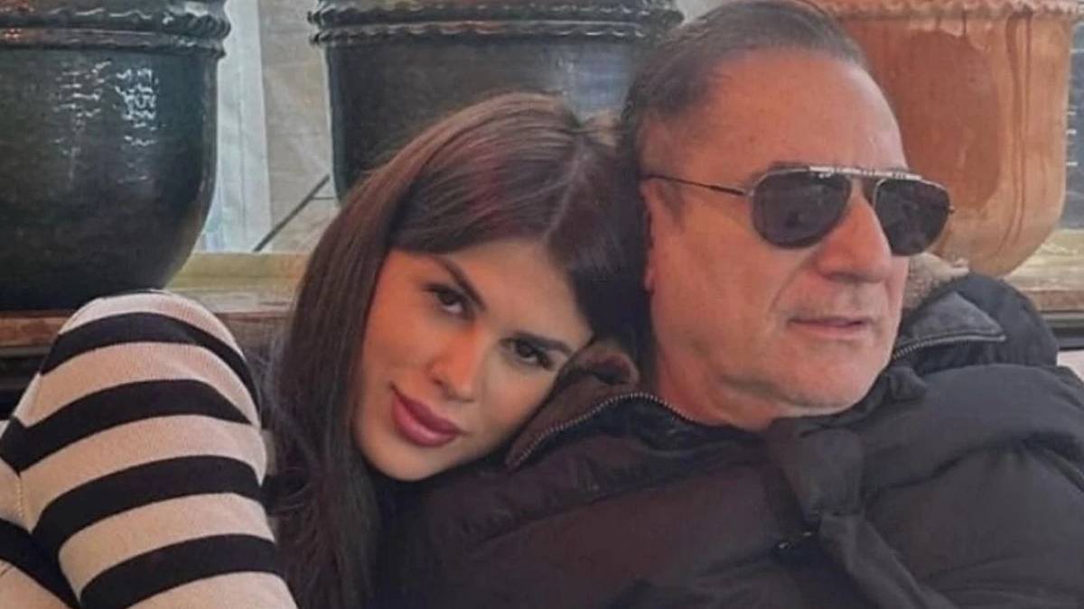 Evi terk etti deniliyordu… Mehmet Ali Erbil’in genç eşi Gülseren Erbil’den açıklama geldi: ‘Kırıldığım noktalar oldu’