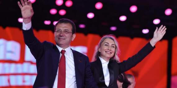 İmamoğlu çiftine Avrupa’dan “cesaret ödülü”