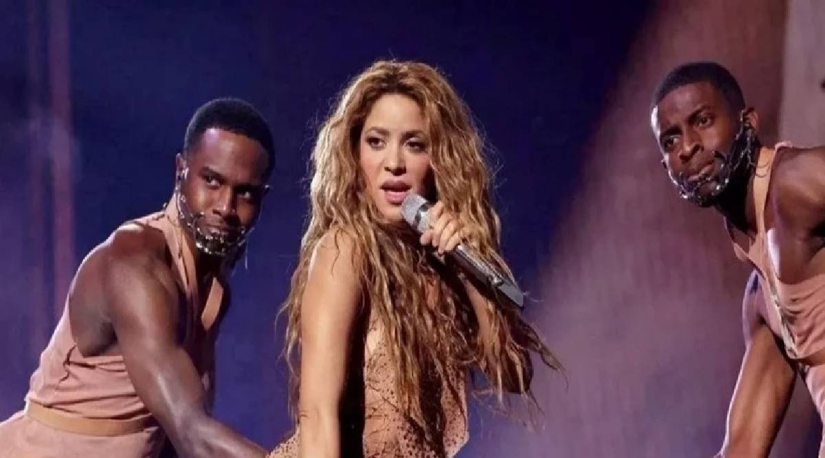 Zaman ona işlemiyor! Ünlü şarkıcı Shakira 20 yıl sonra aynı performansla sahnede! Asla yaşlanmıyor, enerjisi bitmiyor