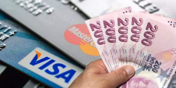 Kredi kartının asgarisini ödeyenler dikkat! Bu tuzağa düşmeyin: Borçlar sandığınızdan hızlı büyüyor