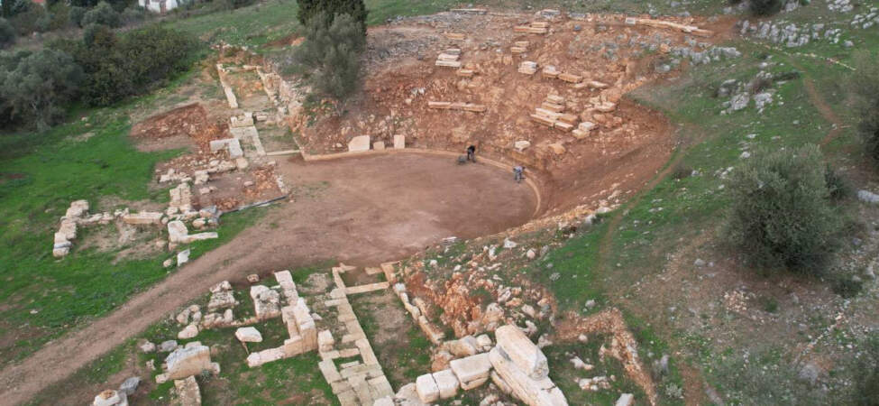 2 Bin Yıllık Miras Ayağa Kalkıyor! Bursa’nın Kalbinde Tarih Yeniden Yazılıyor! Gölyazı Antik Tiyatrosu Gün Yüzüne Çıkıyor