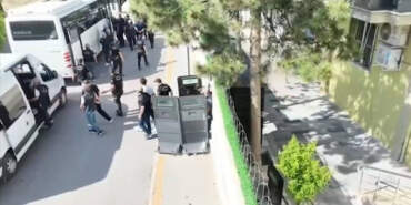 İçişleri Bakanı Ali Yerlikaya Duyurdu! 45 İlde Dev FETÖ Operasyonu!  67 Kişi Tutuklandı