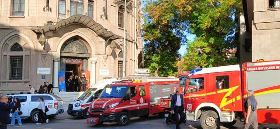 Ankara Sosyal Bilimler Üniversitesi’nde Panik Anlar!