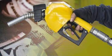 Araç Sahiplerine Kötü Haber: Akaryakıta Dev Zam Geliyor! Pompalar Alev Alacak