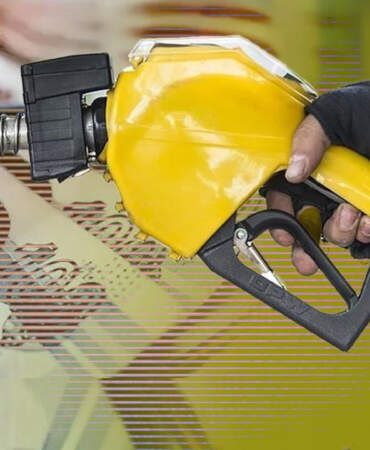Araç Sahiplerine Kötü Haber: Akaryakıta Dev Zam Geliyor! Pompalar Alev Alacak