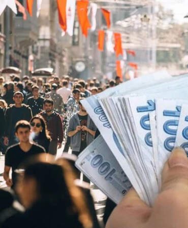 Asgari Ücrette En Güçlü Zam Senaryosu Belli Oldu: Ankara’da Konuşulan Rakam Ortaya Çıktı! Kulisler Hareketlendi