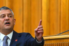 Bahçeli’nin ‘TRT’ Sözlerine Özgür Özel’den Destek Geldi: ‘Kanunu Hemen Bu Hafta Çıkaralım’