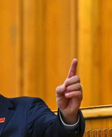 Bahçeli’nin ‘TRT’ Sözlerine Özgür Özel’den Destek Geldi: ‘Kanunu Hemen Bu Hafta Çıkaralım’