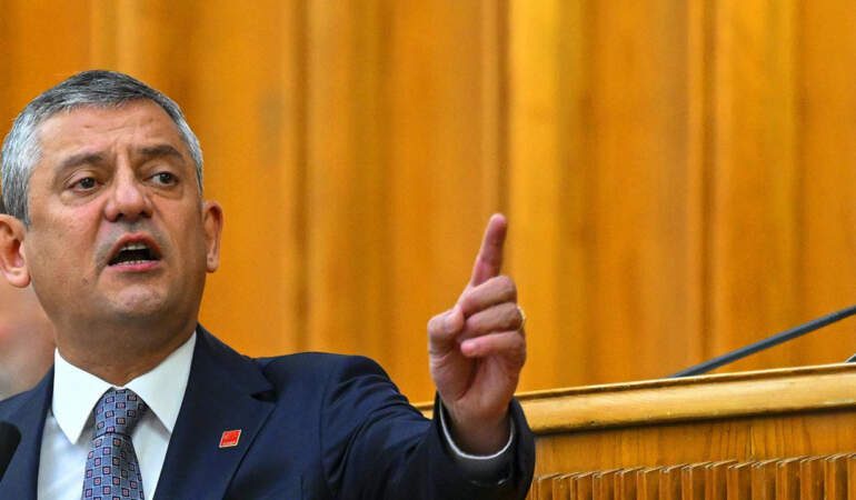 Bahçeli’nin ‘TRT’ Sözlerine Özgür Özel’den Destek Geldi: ‘Kanunu Hemen Bu Hafta Çıkaralım’