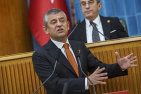 Bir Demirtaş Çıkışı da Özgür Özel’den! ‘Bugünkü Genel Başkan Olarak Özür Diliyorum’