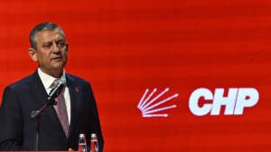 CHP 39. Olağan Kurultayı Başladı: Özel’den ‘Demokrasi’ ve ‘Adalet’ Mesajı