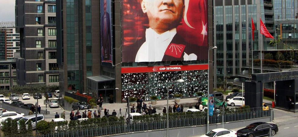 CHP İstanbul İl Başkanlığı Binasına El Konulması Talebi
