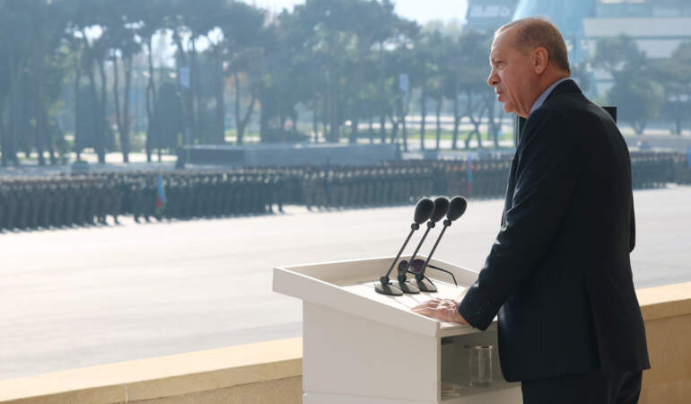 Cumhurbaşkanı Erdoğan Bakü’de: ‘Karabağ Zaferimiz Kutlu Olsun!’