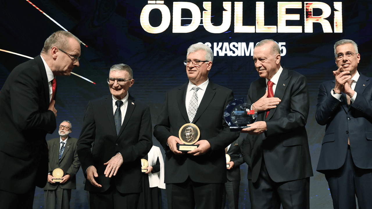 Cumhurbaşkanı Erdoğan’a DSÖ Avrupa Ödülü… Gazze’deki İnsani Çabalar Tescillendi