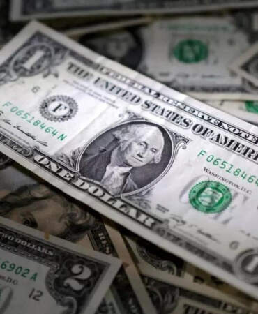 Döviz Ateşi Yeniden Yandı! Euro Rekor Tazeliyor, Dolar Kritik Eşiği Aştı