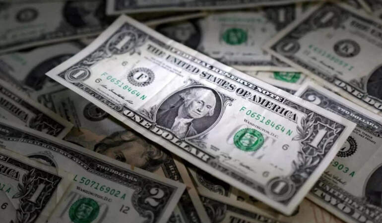 Döviz Ateşi Yeniden Yandı! Euro Rekor Tazeliyor, Dolar Kritik Eşiği Aştı