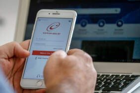 e-Devlet Sistemi Yoğunluk Nedeniyle Çöktü! Giriş Yapılamıyor