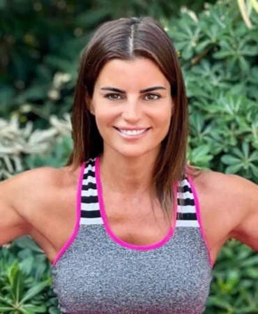 Ece Vahapoğlu Kanserle Mücadele Ettiğini Duyurdu