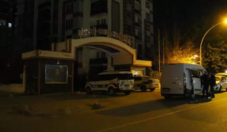 Hırsızları Uyardı, Silahla Vuruldu!
