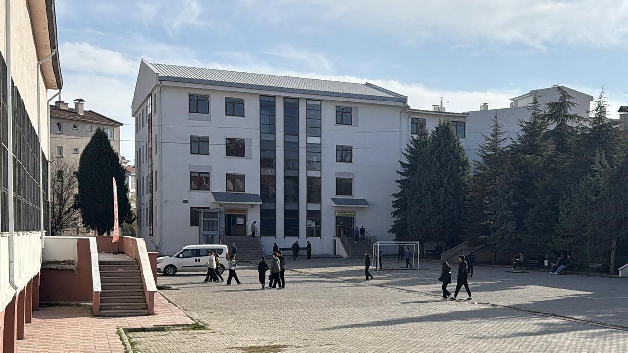 İstanbul’daki Vakalardan Sonra Bir Zehirlenme Şüphesi de Eskişehir’de