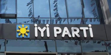 İYİ Parti’de Üst Düzey İstifa