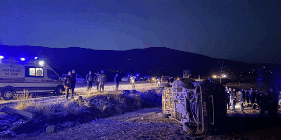 Kahramanmaraş’ta Feci Kaza! İşçi Servisi Devrildi… 2 Ölü, 7 Yaralı