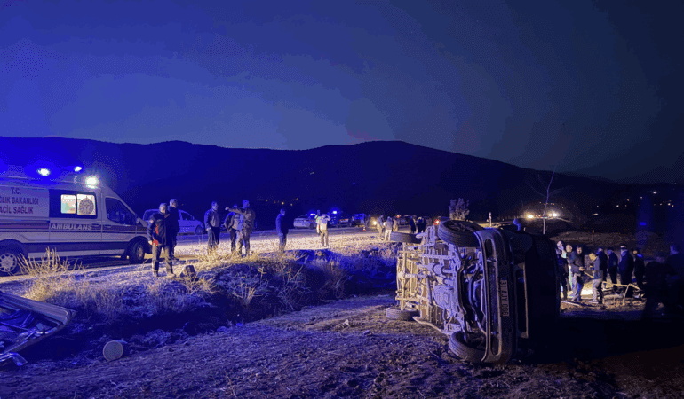 Kahramanmaraş’ta Feci Kaza! İşçi Servisi Devrildi… 2 Ölü, 7 Yaralı