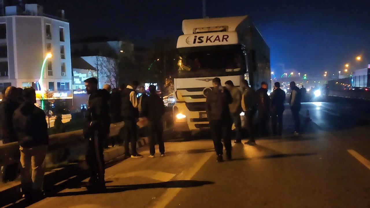 Kocaeli’de Motosiklet Kazası 2 Can Aldı! Yürek Yakan Detay