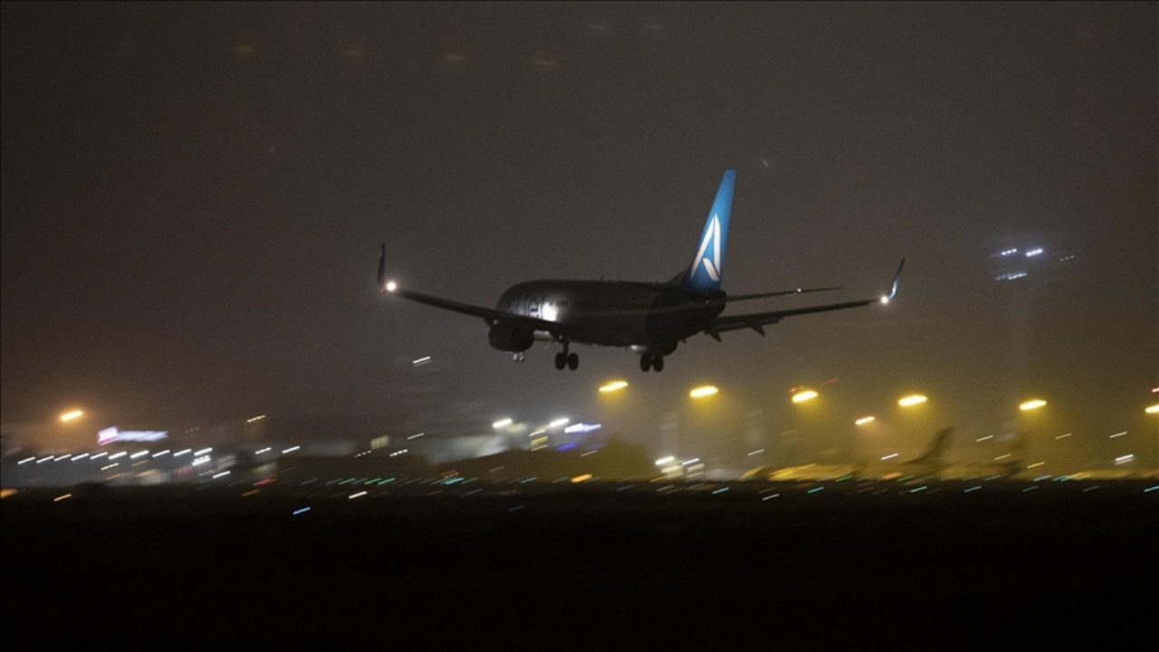 Köln–İstanbul Seferinde Korku Dolu Anlar! Acil İniş Yaptı